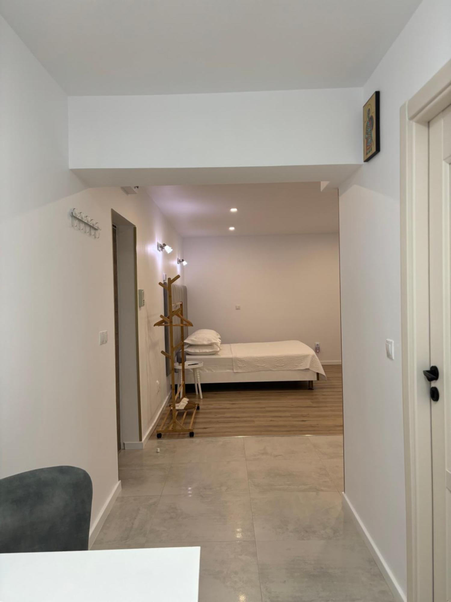 Apartament Luna Piatra Neamţ Exteriör bild